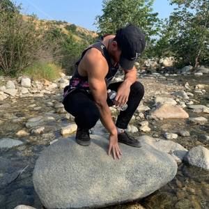 Meet your Posher, Corey